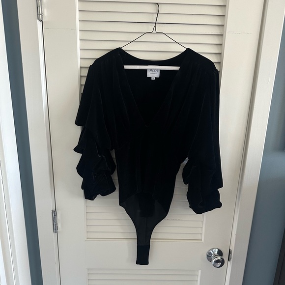 Misa Velvet Bodysuit Size M - Picture 2 of 5